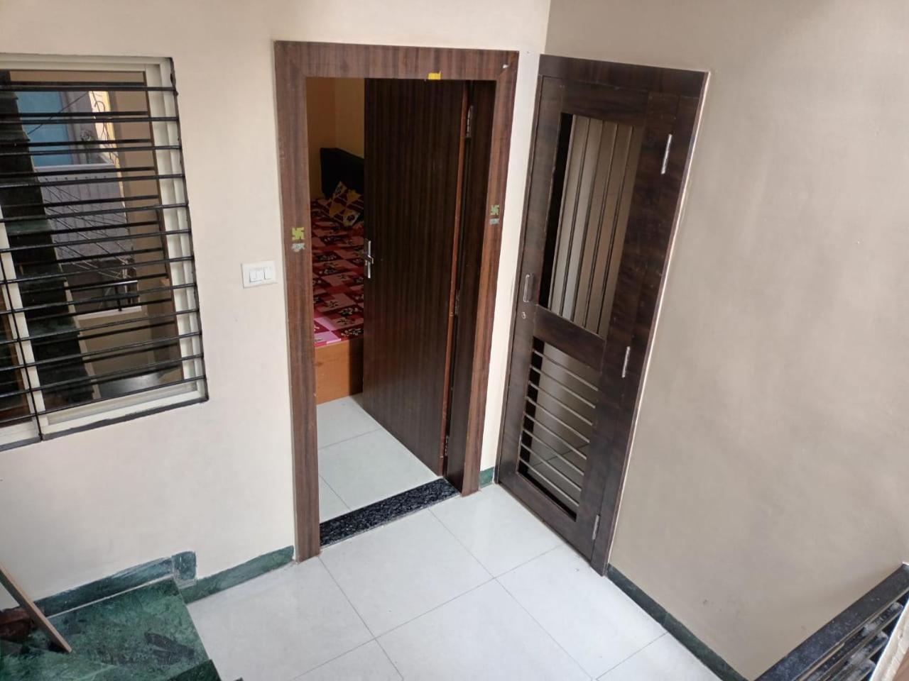 Anand Yatri Grah - Home Stay, Ujjain Luaran gambar