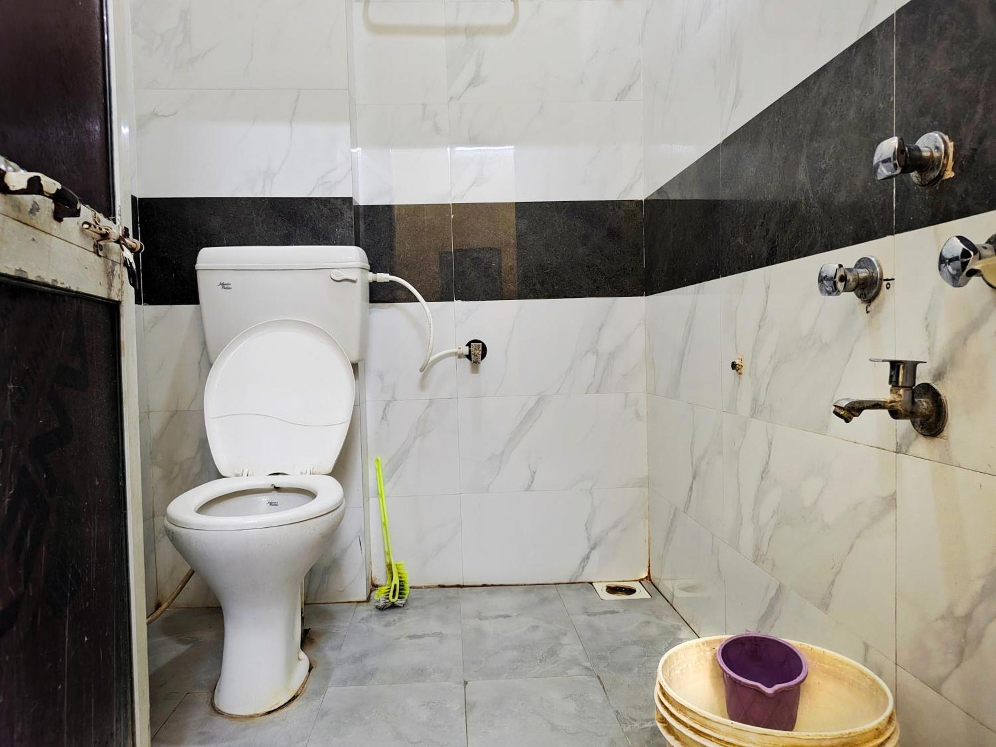 Anand Yatri Grah - Home Stay, Ujjain Luaran gambar